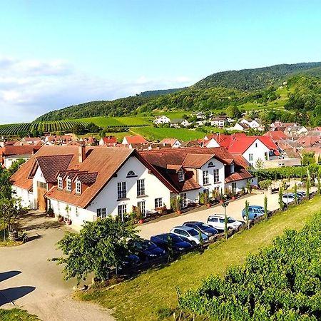 Das Landhotel Weingut Gernert Sankt Martin Luaran gambar